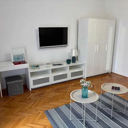 Vela - Classic One Bedroom * Makarska