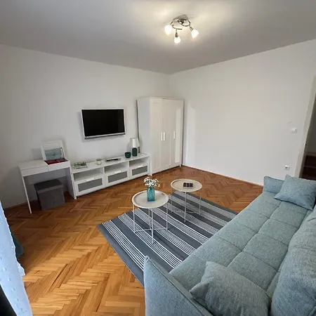 Vela - Classic One Bedroom